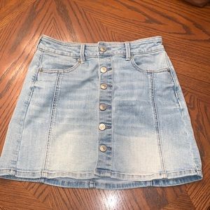 American Eagle button down skirt